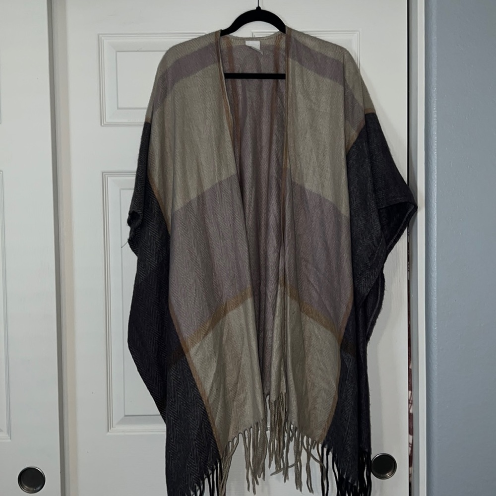 Wool Rich Shrug